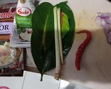 Foto langkah ke 1 dari resep Opor Ayam Kampung Bamboe.
