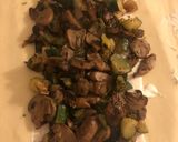 Une image de l'étape 2 de Feuilleté champignons courgettes.