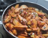 A picture of step 6 of Nagpuri style Wanga batata saoji masala zhanzhanit bhaji (brinjal potato sabji).