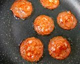 A picture of step 5 of My Steamed Chicken & Chorizo Burger Bun.