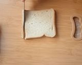 A picture of step 1 of Paneer chicken bread roll.
