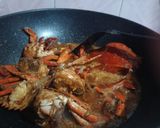 Foto langkah ke 3 dari resep Kepiting Saus Asam Manis.
