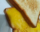 Foto langkah ke 1 dari resep Simple Breakfast Sandwich Mommylicious.