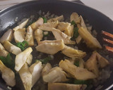 Foto del paso 2 de la receta: Alcachofas con foie al vino blanco