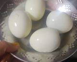 A picture of step 1 of Egg fry.
