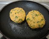 A picture of step 5 of Corn Methi Capsicum Kebab.