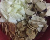 Foto langkah ke 1 dari resep Tumis Bakso Kubis/Kol Sosis Telur & Terong bumbu seblak.