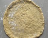 Foto langkah ke 5 dari resep Pizza Panggang Renyah dan Enak.