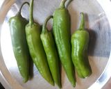 ભરેલા મરચાં બટેટા રીંગણા નુ શાક(Bharela marcha,bataka,ringan nu shak recipe in Gujarati) રેસીપી સ્ટેપ1ફોટો