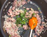Foto del paso 4 de la receta: Macarrones con salchicha/longaniza y berenjenas