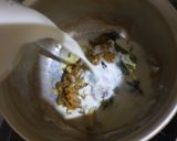 Foto langkah ke 5 dari resep Soto daging kuah santan.