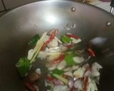 Foto langkah ke 2 dari resep Pindang Ayam Jamur Merang.