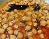 A picture of step 5 of Chole Taco.