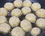 Une image de l'étape 4 de Boulettes de courgettes.