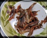 Foto del passaggio 3 della ricetta Filetti di Trota al Forno con Ceci, Radicchio e Granella di Missoltino