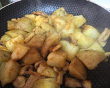 Foto del paso 2 de la receta: Patatas gajo ligeras con champiñones