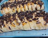 Foto langkah ke 7 dari resep Banana Choco Cheese Strudel.