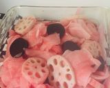 Foto del paso 2 de la receta: Curtido de Renkon, Nabo, Beterraga!