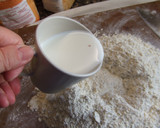 Foto del paso 2 de la receta: Torta fácil de nuez y canela
