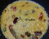 A picture of step 5 of Basanti Pulao.
