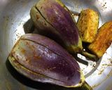 A picture of step 2 of Baingan Curry.