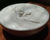 Foto langkah ke 3 dari resep Homemade whipped cream.