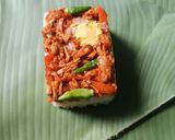 Foto langkah ke 5 dari resep Nasi Bakar Ayam Suwir Simpel Ekonomis.