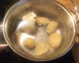 Foto del paso 6 de la receta: Timbal de rabo de toro y puré de patatas con crujiente de jamón