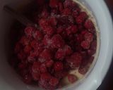 Ciasto z truskawkami i wiśniami krok przepisu 4 zdjęcie