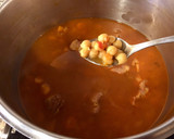Foto del paso 12 de la receta: Garbanzos guisados con costillas