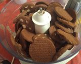 Foto del passaggio 1 della ricetta Torta biscotto golosa