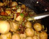 बचे हुए चावल के देशी मंचूरियन (bache huye chawal ke desi manchurian recipe in Hindi) रेसिपी चरण 4 फोटो