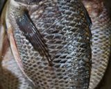 Foto langkah ke 1 dari resep Ikan Nila Goreng Garing.