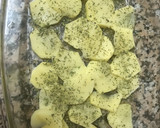 Foto del paso 3 de la receta: Pollo al horno con patatas con aliño árabe