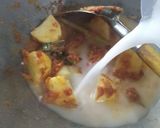 Foto langkah ke 2 dari resep Sambal Goreng Kentang Telur Ceplok.