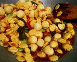 Foto langkah ke 4 dari resep Oseng Putren Telur Puyuh kecap pedass mudah cepat!^.^.