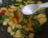 Foto langkah ke 4 dari resep Jamur Kancing Jagung Putren.
