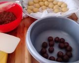 Une image de l'étape 3 de Cornes Pincées au Miel 🍯🥐.