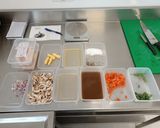 A picture of step 1 of Chicken sauté chasseur.