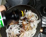 A picture of step 3 of Wok-Style Stir-Fried Noodles.