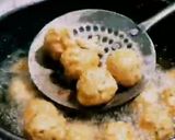A picture of step 3 of Falafal deep fried.