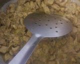 A picture of step 1 of Chicken tikka crepes.