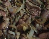 Foto del paso 5 de la receta: Higaditos encebollados con timbal de arroz
