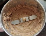A picture of step 3 of Creamy Mushroom masala gravy.