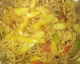 A picture of step 7 of Vegetables desi masala noodles🍜.