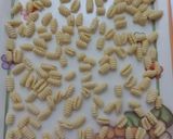Foto del passaggio 5 della ricetta Gnocchetti fatti in casa con vongole veraci