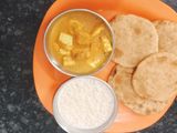 प्याज की पूरी (स्टफ्ड अनियन पूरी)