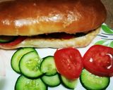 A picture of step 5 of Sausage burger.