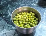 A picture of step 1 of Crispy Hare Matar Kabab.