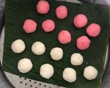 Foto langkah ke 3 dari resep Cenil Singkong Merah Putih.